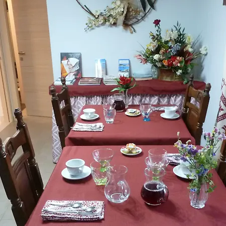 Emozioni D'estate Bed and breakfast 4*