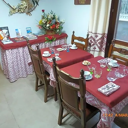 Emozioni D'estate Bed & Breakfast Pula
