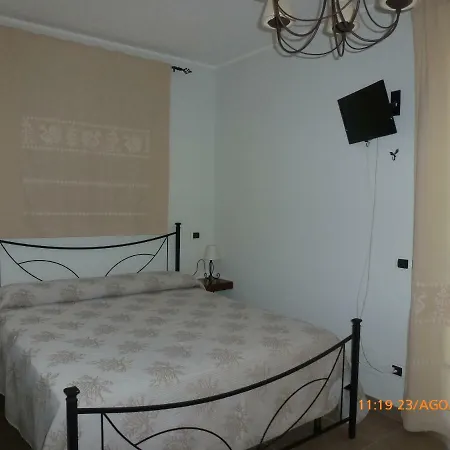 Emozioni D'estate プーラ