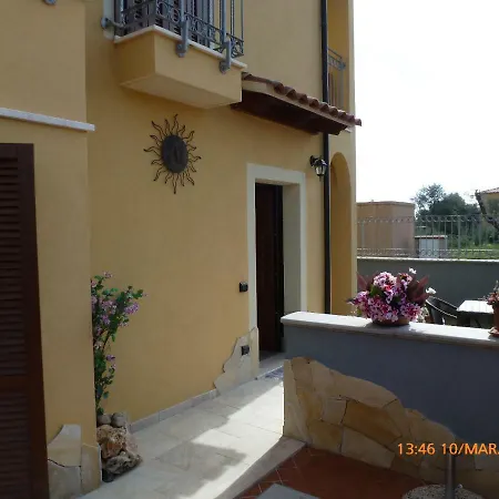 Emozioni D'estate Bed & Breakfast Pula